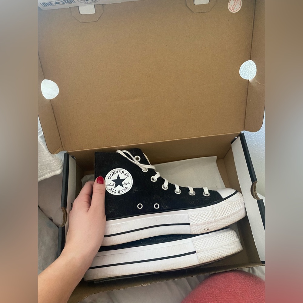 Black platform converse